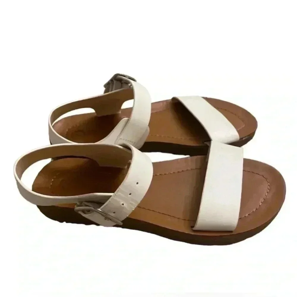 Cat & Jack White Ankle Straps Adjustable Girls Flat Sandals Casual Sz 2